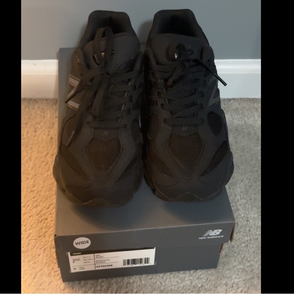 New Balance Black Phantom Shoes for